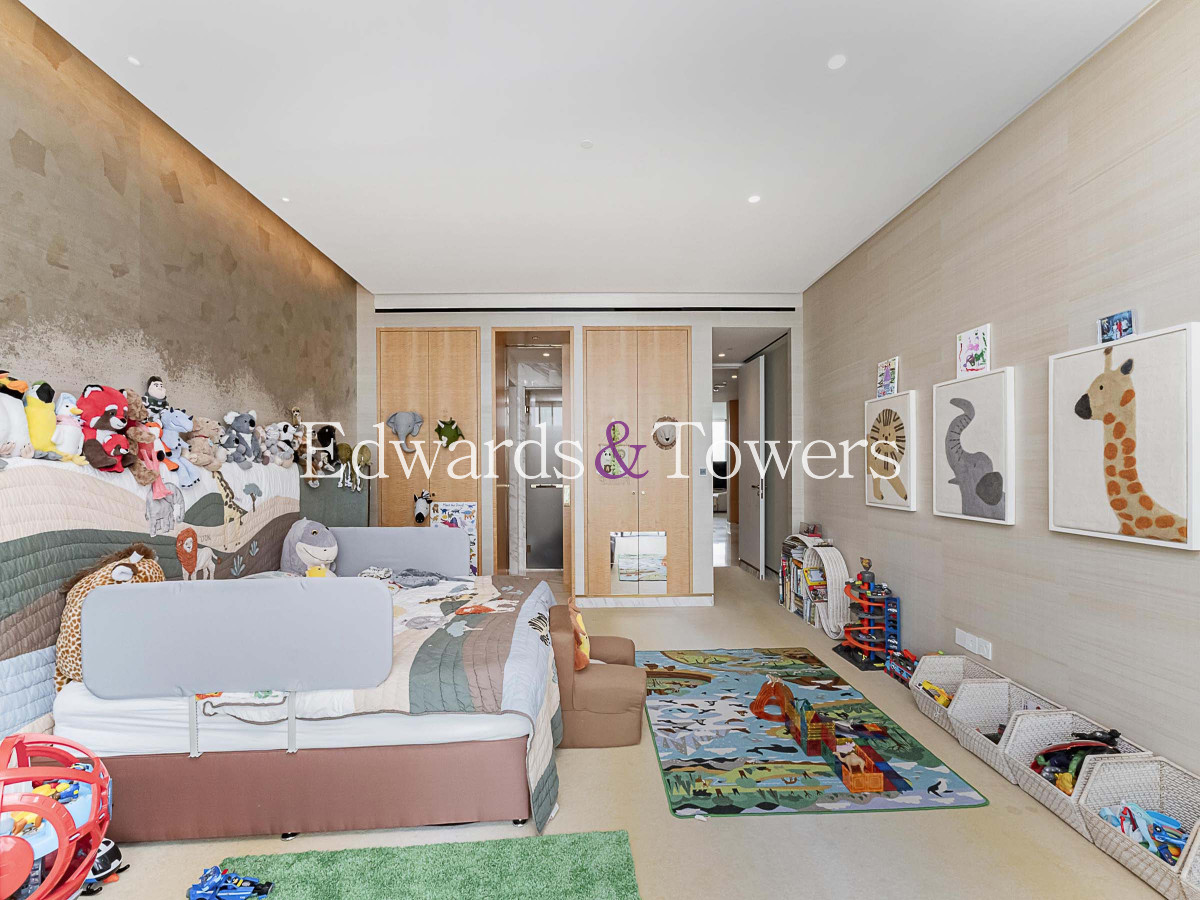 Ex Show Home | Furnished | View Today | Dual View