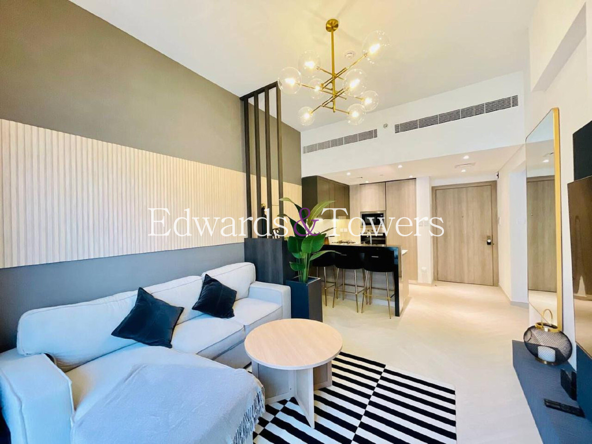 property sales Emirates Hills