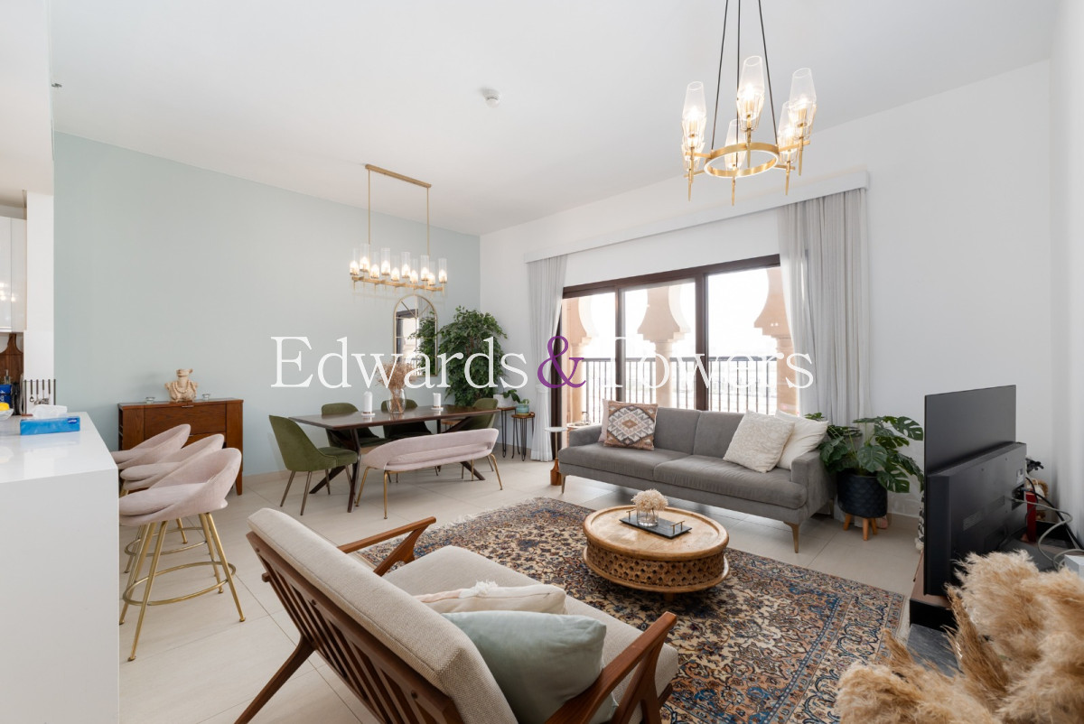 property sales Emirates Hills
