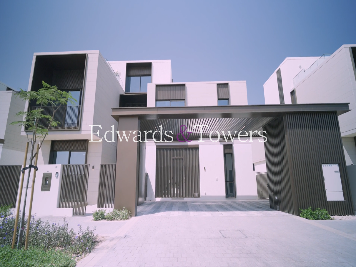 Exclusive|5 Bed Large Layout|Corner|Bloom Villa