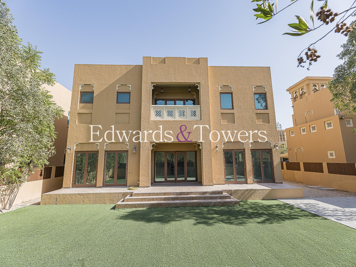 property sales Emirates Hills