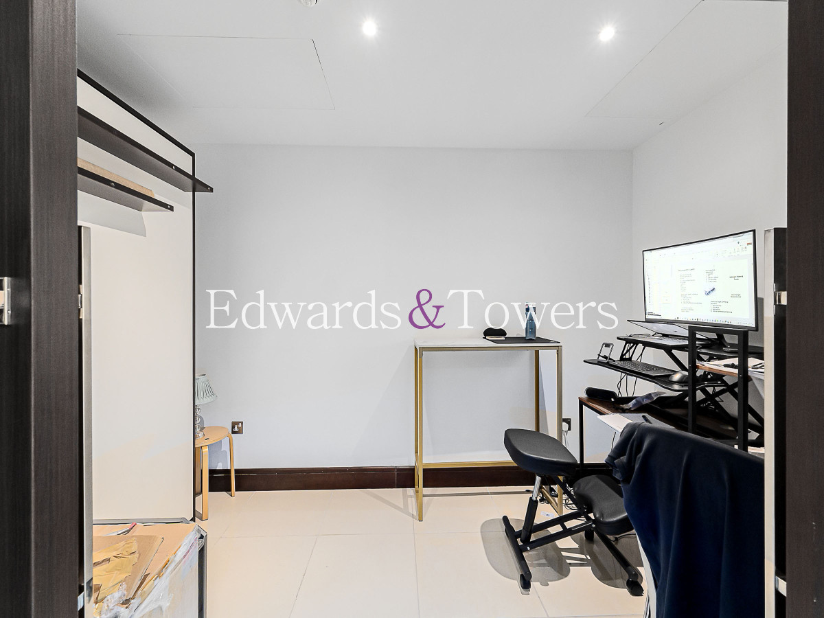 Sea Views | Upgraded | Penthouse | Modern